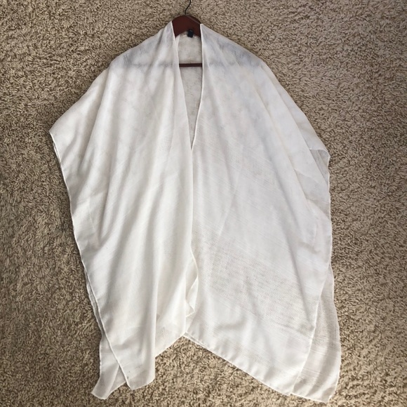 BRAND NEW! Thin white wrap! - Picture 1 of 1